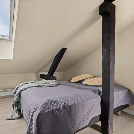 Unique Floor - Super - 2 Bedr - 78 M2 Apartment *