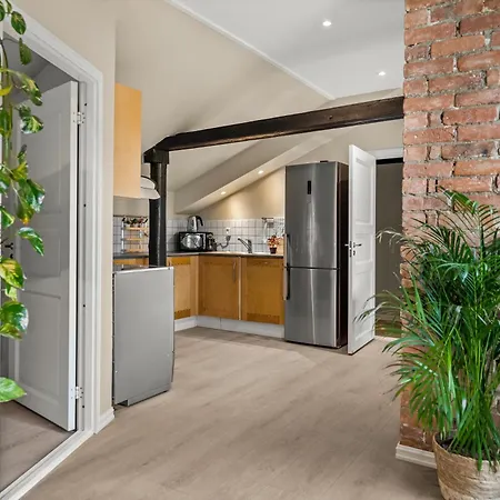 Unique Floor - Super - 2 Bedr - 78 M2 *