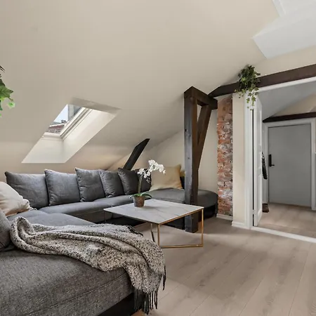 Unique Floor - Super - 2 Bedr - 78 M2 Apartment *